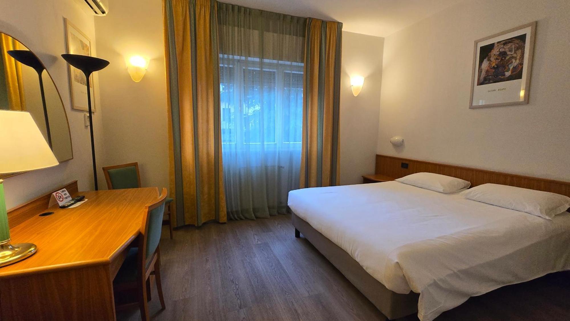 Hotel Cristallo Udine Eksteriør billede